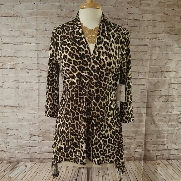 Chaus Tunic - Picture 1 of 3